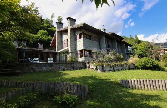 For sale Villa Mountain Vilminore di Scalve BG